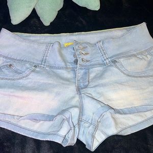 Wannabettabutt? Light Blue Jean shorts